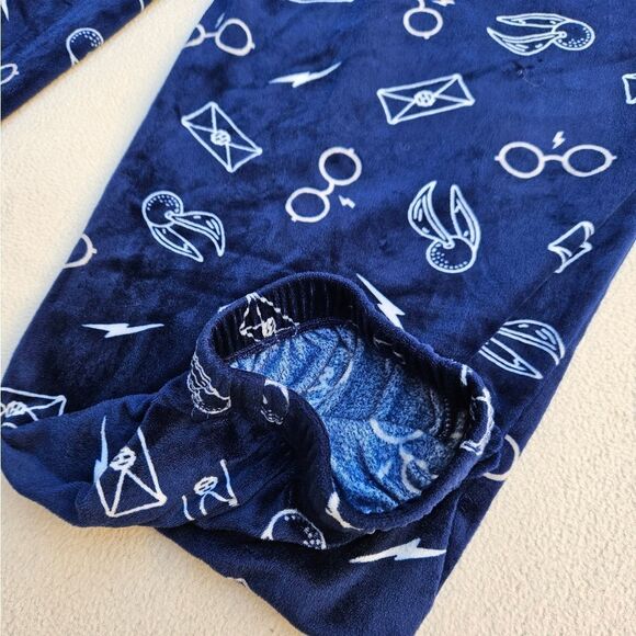 Harry Potter Navy Blue and White Velour Long Sleeve Top and Jogger Pants Set - Picture 15 of 16